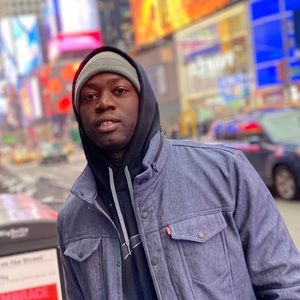 Meet your Posher, Christopher